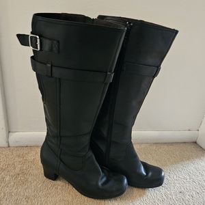 Black leather women's Clark boots sz 10
